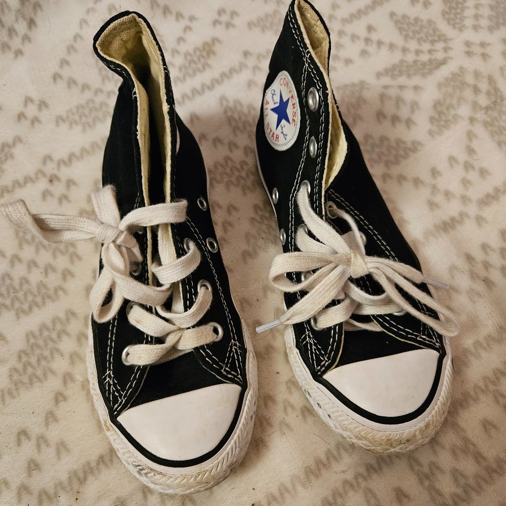 Converse All Star High Top Classic - Size 12 (little)